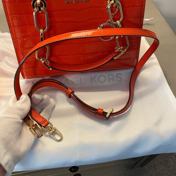 New Without Tags Michael Kors Spiced Gold Chain Coral Satchel and Wallet - Picture 9 of 16